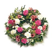 Traditional Open Round Wreath